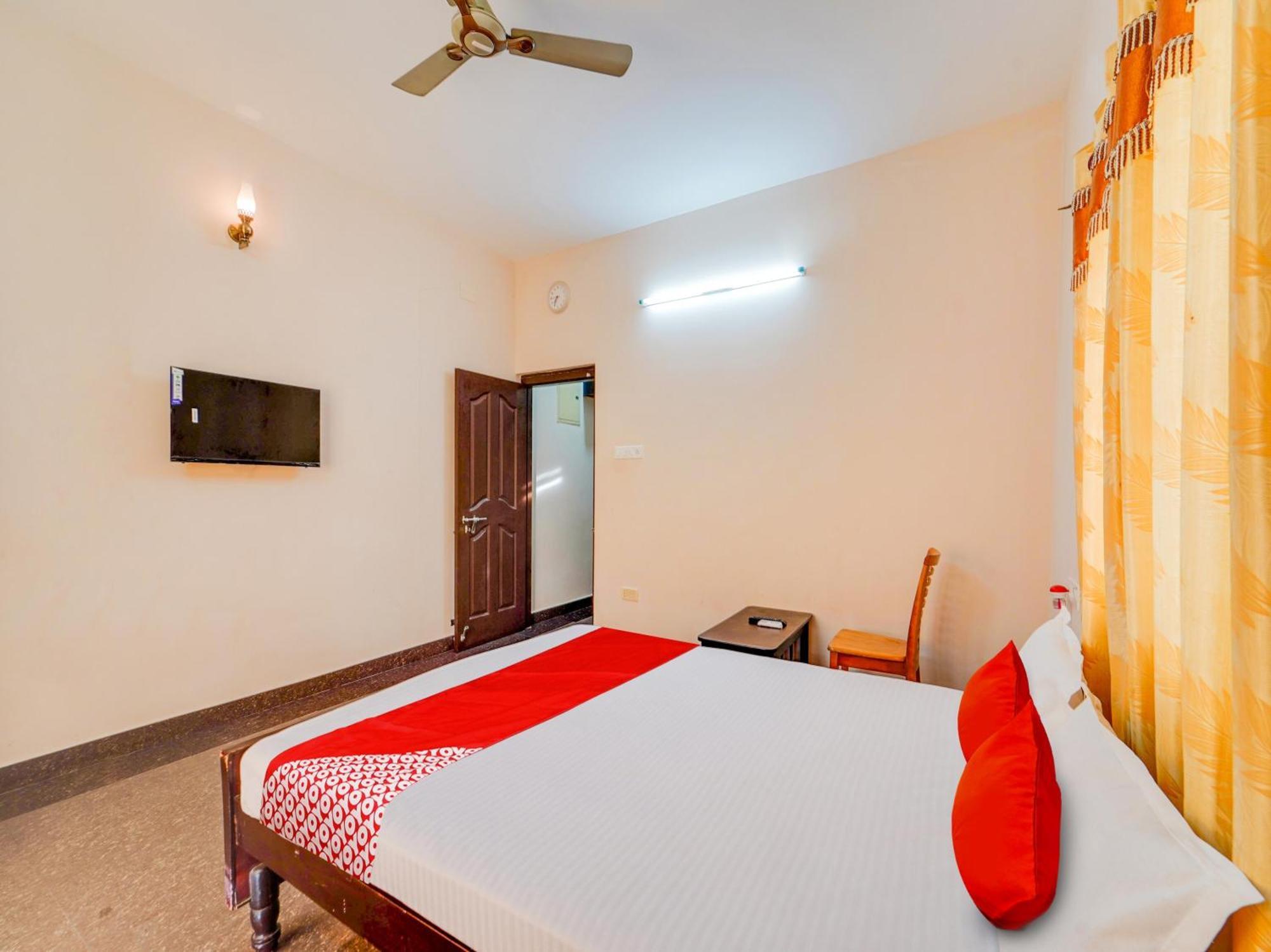 Oyo Flagship M 3* Chennai